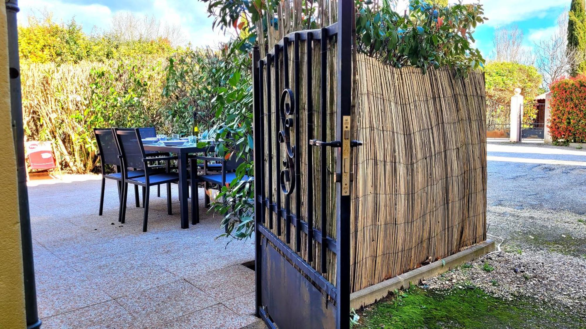 La Pascallane Uzès Extérieur photo